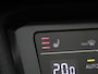 Volkswagen Tiguan 1.5 TSI R-Line Business | Achteruitrijcamera | Trekhaak |  Adaptive cruise control | Stoelverwarming | Navigatie | 19 inch licht metalen velgen | Panorama schuif-/kanteldak |
