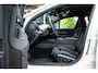 BMW 5-Serie 530e M Sport Pro | Shadow | Harman/Kardon | Driving Ass. Plus | Trekhaak | Iconic Glow | 19' Inch |