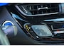 Toyota C-HR 1.8 Hybrid Executive Bi-Tone JBL / Leer