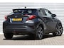 Toyota C-HR 1.8 Hybrid Executive Bi-Tone JBL / Leer