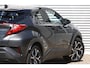 Toyota C-HR 1.8 Hybrid Executive Bi-Tone JBL / Leer