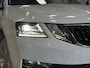 Skoda Octavia Combi 1.0 TSI Greentech Style Business Airco ECC | Virtual | Leder | LED | Apple Carplay | Sfeer verlichting | Canton | Adaptive Cruise | Isofix | NAP |
