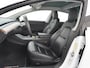 Tesla Model 3 RWD SR+ 60kWh 325PK Lmv 18" AutoPilot Leder PanoDak Adaptive-Cruise Lmv Camera's Elektr.-Stuur+Stoelen+Spiegels+Geheugen+Easy-Entry+Verwarmde stoelen Park assistent PDC WIFI Lane-Assist Speed-Assist Navi LED Comfortstoelen ACC DAB Keyless en Voorverwarmen interieur via App One-Pedal-Drive Origineel Nederlandse auto tot 11kw laden thuis! Garantie Accu tot 10-12-2027 max 160.000km 1.584kg licht!
