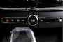 Volvo XC60 2.0 T6 Plug-in hybrid AWD Ultra Black Edition | S/K-Panodak | Elek. Trekhaak | Alarmklasse 3 | Dig. Cockpit | Adapt. Cruise | Memory Stoelen | Elek. Klep | Stoel-+stuurverw. | Camera | NAV+App. Connect | ECC | LM 21" | 0210