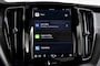 Volvo XC60 2.0 T6 Plug-in hybrid AWD Ultra Black Edition | S/K-Panodak | Elek. Trekhaak | Alarmklasse 3 | Dig. Cockpit | Adapt. Cruise | Memory Stoelen | Elek. Klep | Stoel-+stuurverw. | Camera | NAV+App. Connect | ECC | LM 21" | 0210