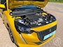 Peugeot 208 1.2 Turbo100pk EAT8 Automaat Allure Pack | verw. voorstoelen, navigatie, parkeersensoren, camera, dab, apple, android, climate- en cruise control