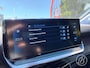 Peugeot 208 1.2 Turbo100pk EAT8 Automaat Allure Pack | verw. voorstoelen, navigatie, parkeersensoren, camera, dab, apple, android, climate- en cruise control