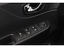 Renault Captur 0.9 TCe Limited | Trekhaak | Bluetooth | Airco | 16" Velgen |