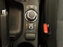 Mazda 2 1.5 Skyactiv-G SkyLease GT - ORIGINEEL NEDERLANDSE AUTO - AFKOMSTIG VAN 1E EIGENAAR - VASTE TREKHAAK - TREKGEWICHT 900 KG - VERKEERT IN EEN PRACHTIGE STAAT - DODEHOEK DETECTIE -NAVIGATIE - CLIMATE CONTROL - CRUISE CONTROL - PARKEERSENSOREN ACHTER - VOORSTOELEN VERWARMD -