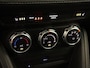 Mazda 2 1.5 Skyactiv-G SkyLease GT - ORIGINEEL NEDERLANDSE AUTO - AFKOMSTIG VAN 1E EIGENAAR - VASTE TREKHAAK - TREKGEWICHT 900 KG - VERKEERT IN EEN PRACHTIGE STAAT - DODEHOEK DETECTIE -NAVIGATIE - CLIMATE CONTROL - CRUISE CONTROL - PARKEERSENSOREN ACHTER - VOORSTOELEN VERWARMD -