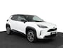 Toyota Yaris Cross 1.5 Hybrid | 4X4 | Leer | Elektrische Achterklep | Parkeersensoren | Navigatie | Apple Carplay/Android auto |