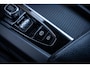 Volvo XC60 2.0 T5 AWD Momentum|B&W audio|Luchtvering|Trekhaak|HUD|Schuif/kantel|360 camera|Achterbank verw