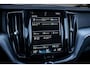 Volvo XC60 2.0 T5 AWD Momentum|B&W audio|Luchtvering|Trekhaak|HUD|Schuif/kantel|360 camera|Achterbank verw