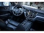 Volvo XC60 2.0 T5 AWD Momentum|B&W audio|Luchtvering|Trekhaak|HUD|Schuif/kantel|360 camera|Achterbank verw