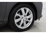 Toyota Yaris 1.5 Hybrid Dynamic | Origineel NL | Volledig dealer onderhouden | Fietsensteun | Panoramadak | Keyless | Navigatie | 16 inch | Clima| Cruise | Camera