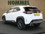 Toyota Yaris Cross 1.5 Hybrid Explore - ORIGINEEL NEDERLANDSE AUTO - NAVIGATIE - PARKEERSENSOREN VOOR/ ACHTER - CAMERA - CLIMATE CONTROL - KEYLESS ENTRY/ START - 17 INCH LICHT METALEN VELGEN - VOORSTOELEN VERWARMD
