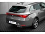 SEAT Leon Sportstourer FR PHEV First Edition | Achteruitrijcamera | Automatisch dimmende binnenspiegel | Dakhemel uitgevoerd in zwart