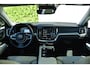 Volvo V60 2.0 T8 Twin Engine AWD Inscription | Leer | Trekhaak | NL-Auto |
