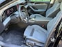 Volkswagen Passat Variant 1.5 eTSI Elegance Business 1 Eig.b.j. 2-2024 13000 km Alcantara,Led verl.,Electr achterkl.