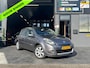 Renault Clio 1.4-16V 8X Renault Clio op voorraad veel opties