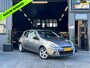 Renault Clio 1.4-16V 8X Renault Clio op voorraad veel opties