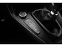 Ford Focus 1.5 ST-Line 150 PK | Navigatie | Climate control | Trekhaak | Keyless start | Lichtmetalen velgen | Verwarmd voorruit | Getint glas | Cruise control | Parkeersensoren
