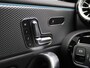 Mercedes-Benz A-klasse 180 Business Solution Luxury | PANORAMADAK | ACHTERUITRIJCAMERA | SFEERVERLICHTING | STOELVERWARMING | PARKEERSENSOREN | CLIMATE CONTROL | CRUISE CONTROL |