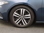 Mercedes-Benz A-klasse 180 Business Solution Luxury | PANORAMADAK | ACHTERUITRIJCAMERA | SFEERVERLICHTING | STOELVERWARMING | PARKEERSENSOREN | CLIMATE CONTROL | CRUISE CONTROL |