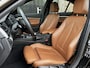 BMW 3-Serie 320i High Executive Automaat | Sport line, LED, Apple CarPlay, Leer, PDC, Navigatie, Cruise, Climate, Sportstoelen