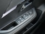 Peugeot e-208 EV Allure Avantage 51 kWh 156pk Automaat DODE HOEK | 16''LM | STANDKACHEL | PDC + CAM. VOOR | ADAPT. CRUISE | DAB