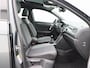 Volkswagen T-Roc 1.5 TSi 150 Pk R-Line | Full LED | Panoramadak | Trekhaak | 19 Inch | Camera | Adaptive Cruise Controle | 12.139 Km!!
