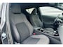 Toyota C-HR 2.0 Hybrid Team-D Winter-pakket / Safety-pakket
