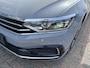 Volkswagen Passat Variant 1.4 TSI PHEV GTE / AUTOMAAT/ PANO/ CAMERA + PARK. SENSOREN/ APP-CONNECT/ CLIMA/ NAVI/ DAB/ MATRIX/ ADAPT. CRUISE/ 18" LMV