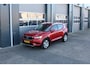 Volvo XC40 2.0 T4 190PK Momentum Automaat | Trekhaak & Sport Leder | Nette en zeer complete Nederlandse XC40 (dealer onderhouden)