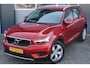 Volvo XC40 2.0 T4 190PK Momentum Automaat | Trekhaak & Sport Leder | Nette en zeer complete Nederlandse XC40 (dealer onderhouden)
