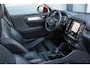 Volvo XC40 2.0 T4 190PK Momentum Automaat | Trekhaak & Sport Leder | Nette en zeer complete Nederlandse XC40 (dealer onderhouden)