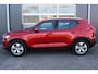 Volvo XC40 2.0 T4 190PK Momentum Automaat | Trekhaak & Sport Leder | Nette en zeer complete Nederlandse XC40 (dealer onderhouden)