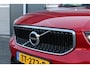 Volvo XC40 2.0 T4 190PK Momentum Automaat | Trekhaak & Sport Leder | Nette en zeer complete Nederlandse XC40 (dealer onderhouden)