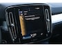 Volvo XC40 2.0 T4 190PK Momentum Automaat | Trekhaak & Sport Leder | Nette en zeer complete Nederlandse XC40 (dealer onderhouden)
