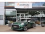 MINI Cooper 5-Deurs (f55) 1.5 60 Years Edition 136pk | Pano | Keyless | Union Jack | Harman/Kardon | Sensoren | Carplay
