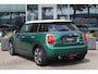 MINI Cooper 5-Deurs (f55) 1.5 60 Years Edition 136pk | Pano | Keyless | Union Jack | Harman/Kardon | Sensoren | Carplay