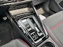 Volkswagen Golf 2.0 TSI GTI Clubsport / AUTOMAAT/ 300 PK/ PANO/ HARMAN KARDON/ PARK. SENSOREN + CAMERA/ KEYLESS/ ALCANTARA/ CLIMA/ 19" LMV/ ADAPT. CRUISE/ DIGITAL DASH/ NAVI/ APP-CONNECT/ RIJ-MODI