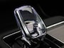 Volvo XC90 2.0 T8 Plug-in hybrid AWD Ultra Dark 455PK AUT. Pano-Schuifdak, Harman-Kardon Audio, Head-Up Display, Stoelverwarming/koeling/massage, Alarm, Adaptieve Cruise, Side Assist, Navi, Four-C Chassis, Trekhaak, 22" LM Velgen