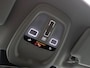 Volvo XC90 2.0 T8 Plug-in hybrid AWD Ultra Dark 455PK AUT. Pano-Schuifdak, Harman-Kardon Audio, Head-Up Display, Stoelverwarming/koeling/massage, Alarm, Adaptieve Cruise, Side Assist, Navi, Four-C Chassis, Trekhaak, 22" LM Velgen