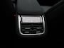 Volvo XC90 2.0 T8 Plug-in hybrid AWD Ultra Dark 455PK AUT. Pano-Schuifdak, Harman-Kardon Audio, Head-Up Display, Stoelverwarming/koeling/massage, Alarm, Adaptieve Cruise, Side Assist, Navi, Four-C Chassis, Trekhaak, 22" LM Velgen