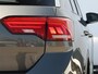 Volkswagen T-Roc 1.0 TSI Style Business 115PK | Navigatie | Stoelverwarming | Trekhaak | Parkeersensoren | Dab+ | Led