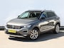 Volkswagen T-Roc 1.0 TSI Style Business 115PK | Navigatie | Stoelverwarming | Trekhaak | Parkeersensoren | Dab+ | Led