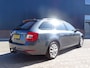 Skoda Octavia Combi 1.0 TSI Greentech Ambition Business 6-Bak, Navigatie, Multimedia, Airco/ECC, CruiseControl, Parkeersensoren, Trekhaak, LM-velgen