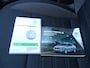Skoda Octavia Combi 1.0 TSI Greentech Ambition Business 6-Bak, Navigatie, Multimedia, Airco/ECC, CruiseControl, Parkeersensoren, Trekhaak, LM-velgen