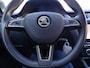 Skoda Octavia Combi 1.0 TSI Greentech Ambition Business 6-Bak, Navigatie, Multimedia, Airco/ECC, CruiseControl, Parkeersensoren, Trekhaak, LM-velgen